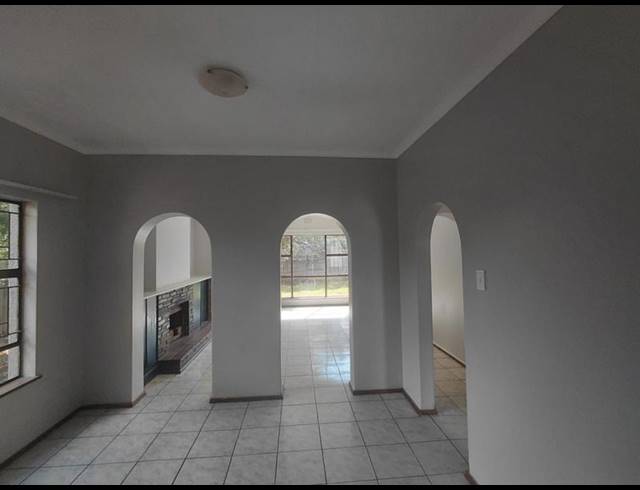 4 BEDROOM PROPERTY TO RENT IN BIRCH ACRES